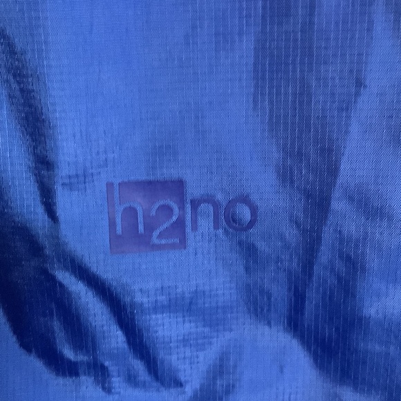 Patagonia H2NO Rain Jacket - Picture 6 of 7